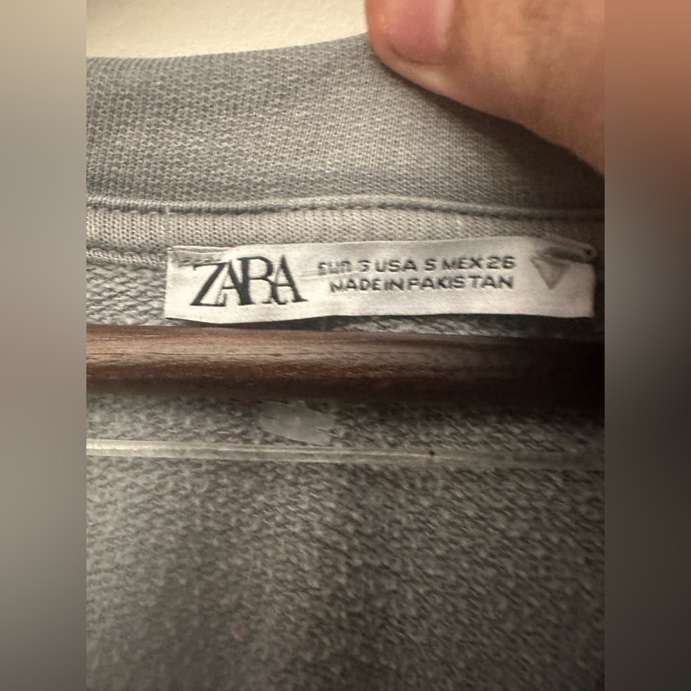 ZARA Cropped Zip-Up Hoodie Sweatshirt S Gray Washed EUC - Picture 5 of 5